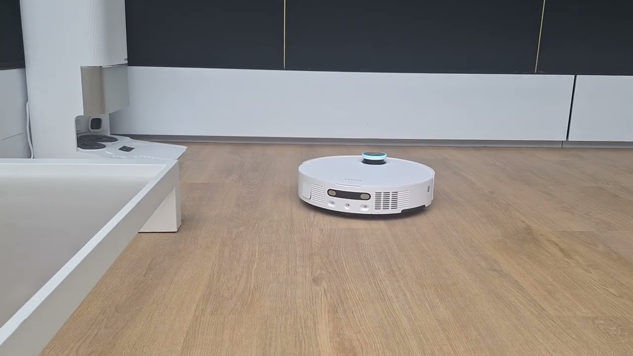 Dreame X50 Ultra Complete Pop-Up Navigation Puck in action - YouTube