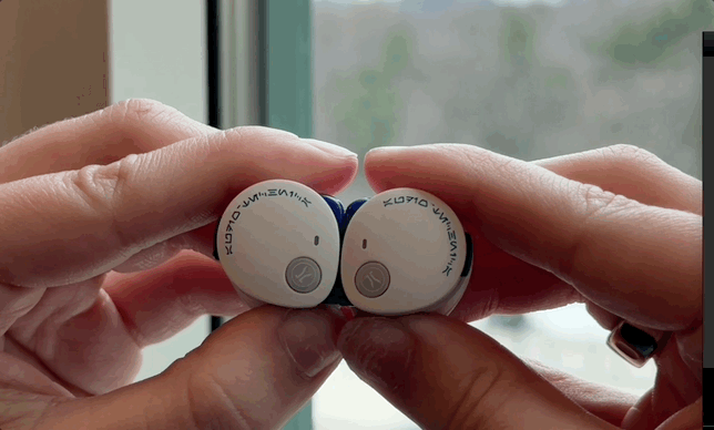 R2-D2 STAR WARS ATH-TOS50TW2 headphones