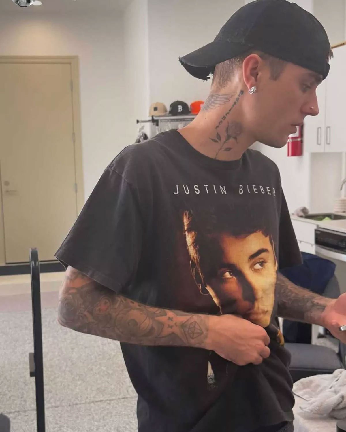 Hailey Bieber teases her husband Justin for having carried her own face