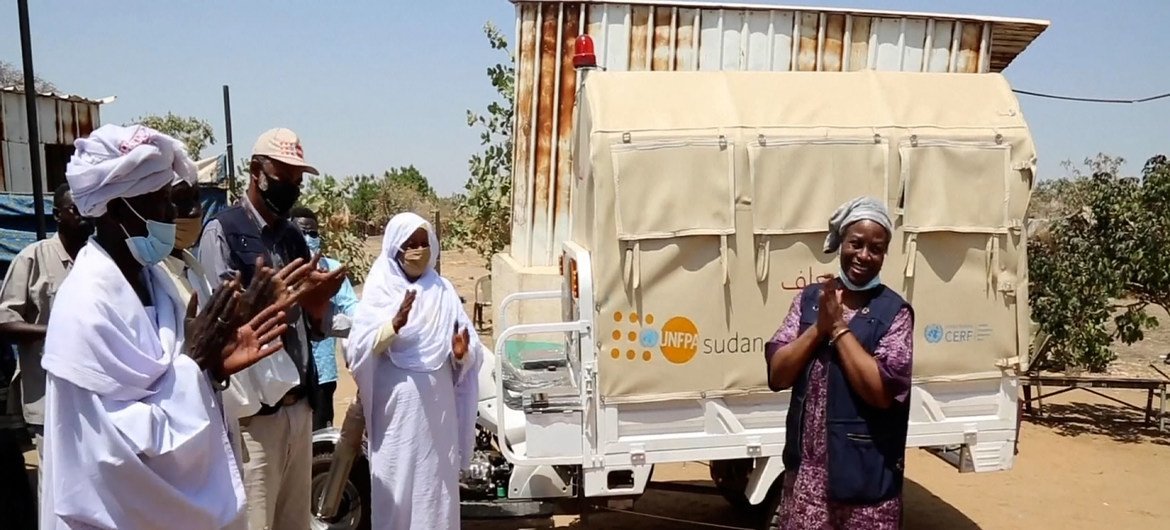 The executive director of UNFPA, Natalia Kanem (right), visits Sudan in March 2021. The executive director of UNFPA, Natalia Kanem (right), visits Sudan in March 2021.