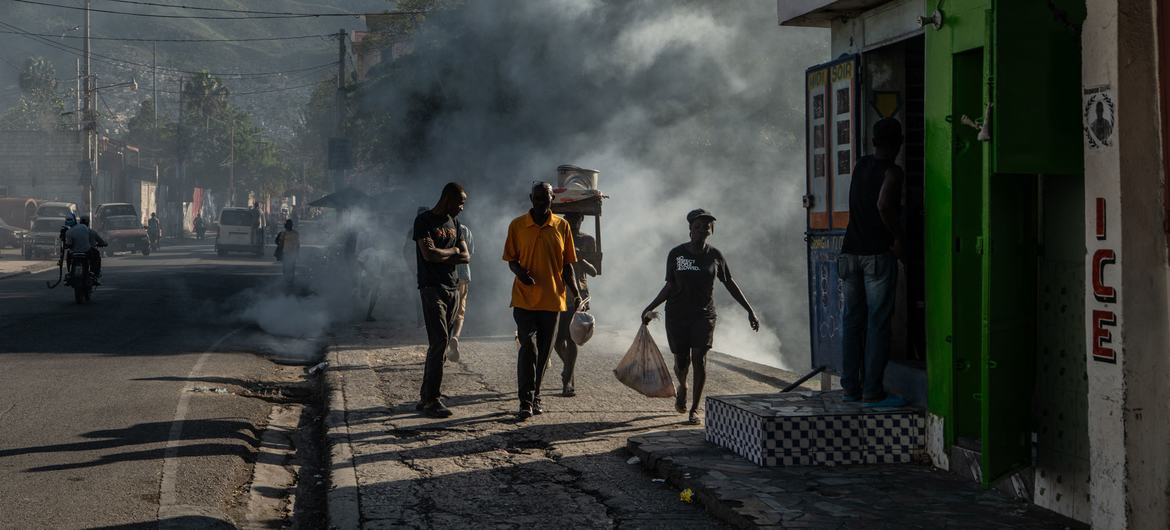 The city center of Port-au-Prince remains extremely dangerous due to the activity of the gangs. The city center of Port-au-Prince remains extremely dangerous due to the activity of the gangs.