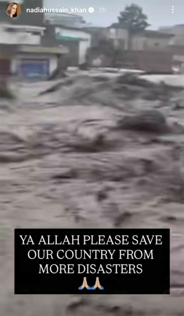 Celebrities, cricket players mourn the devastation of floods in northern Pakistan