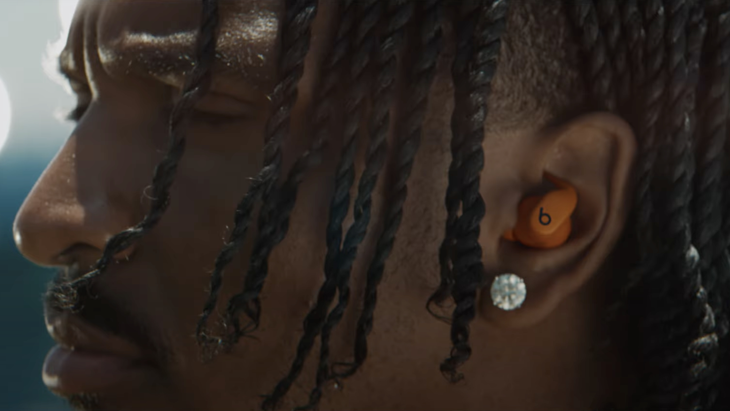 PowerBeats adjusts the teaser