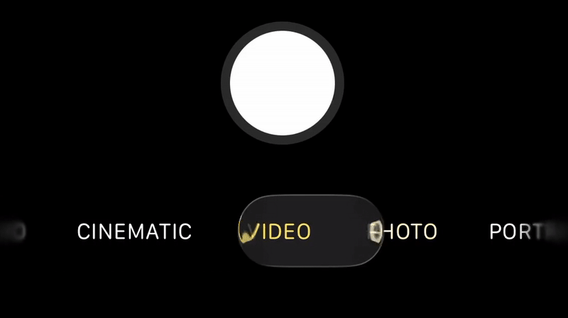 A video showing the navigation bar of the iOS 26 application