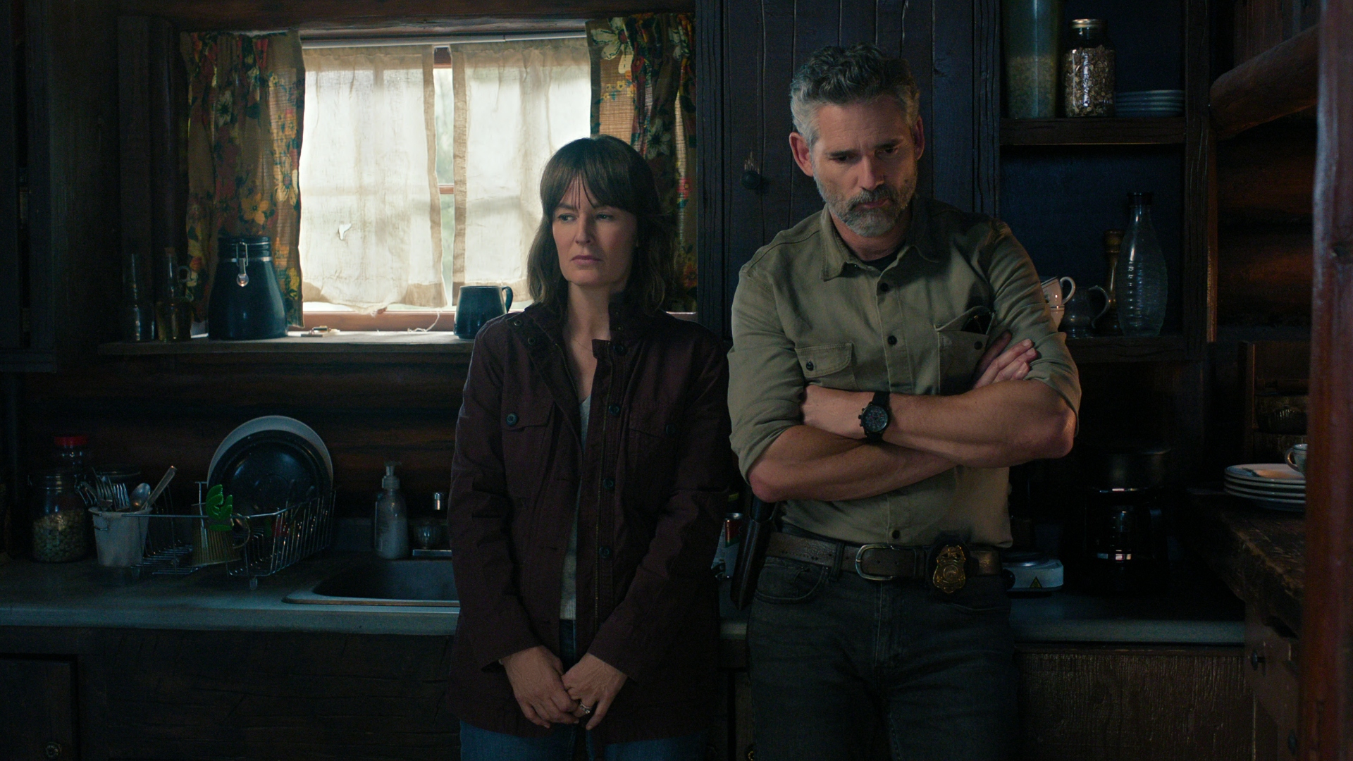 Kyle sits with her ex-wife, Jill, in season 1 saves