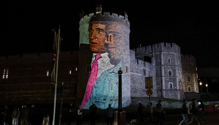 US President Donald Trump alongside the financial financier Jeffrey Epstein is screened on Windsor castle in Windsor, Berkshire, in Great Britain on September 16, 2025. Reuters / Phil Noble Noble