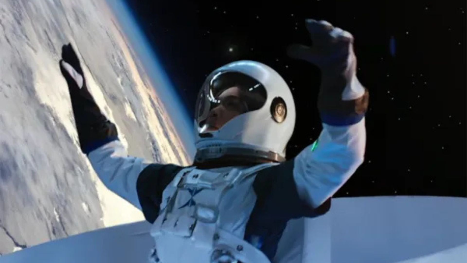 Angela Bassett fleets in space