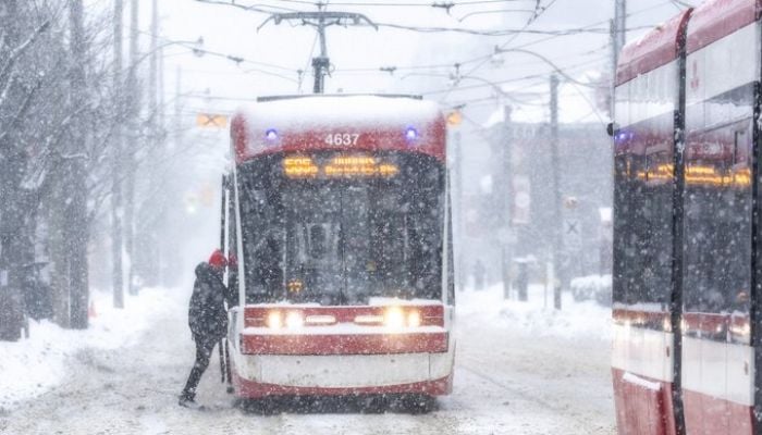 Record snowfall blankets Toronto, breaking decades-old records