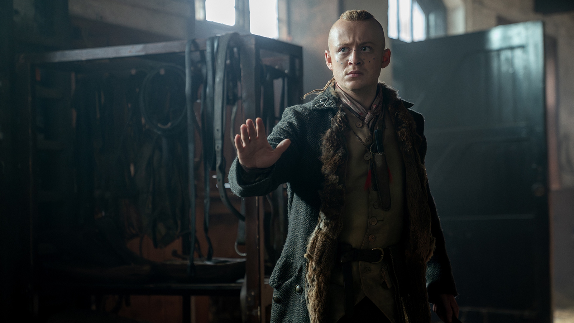 Young Ian reaches out in season 7 of Outlander