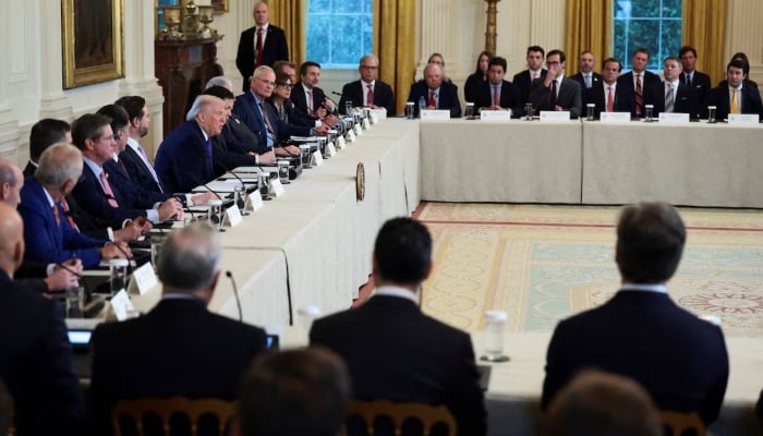 U.S. President Donald Trump, Vice President JD Vance and Secretary of State Marco Rubio attend a meeting with oil industry executives at the White House in Washington, DC, U.S., January 9, 2026. — Reuters