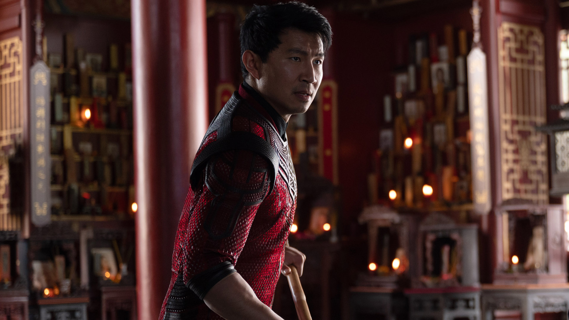 Simu Liu Prepares to Fight in Marvel's Shang-Chi Movie