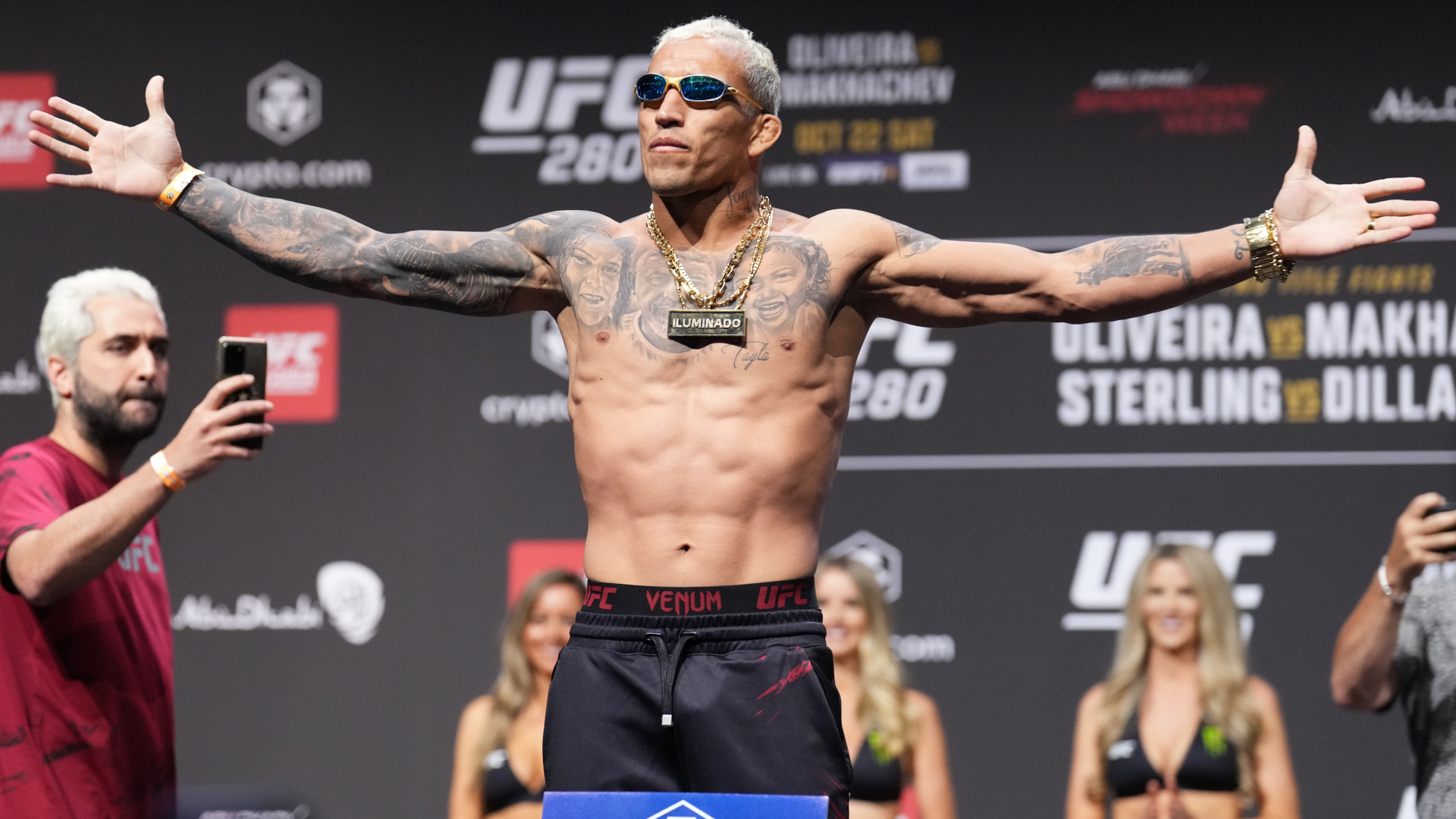Charles Oliveira poses for UFC 280