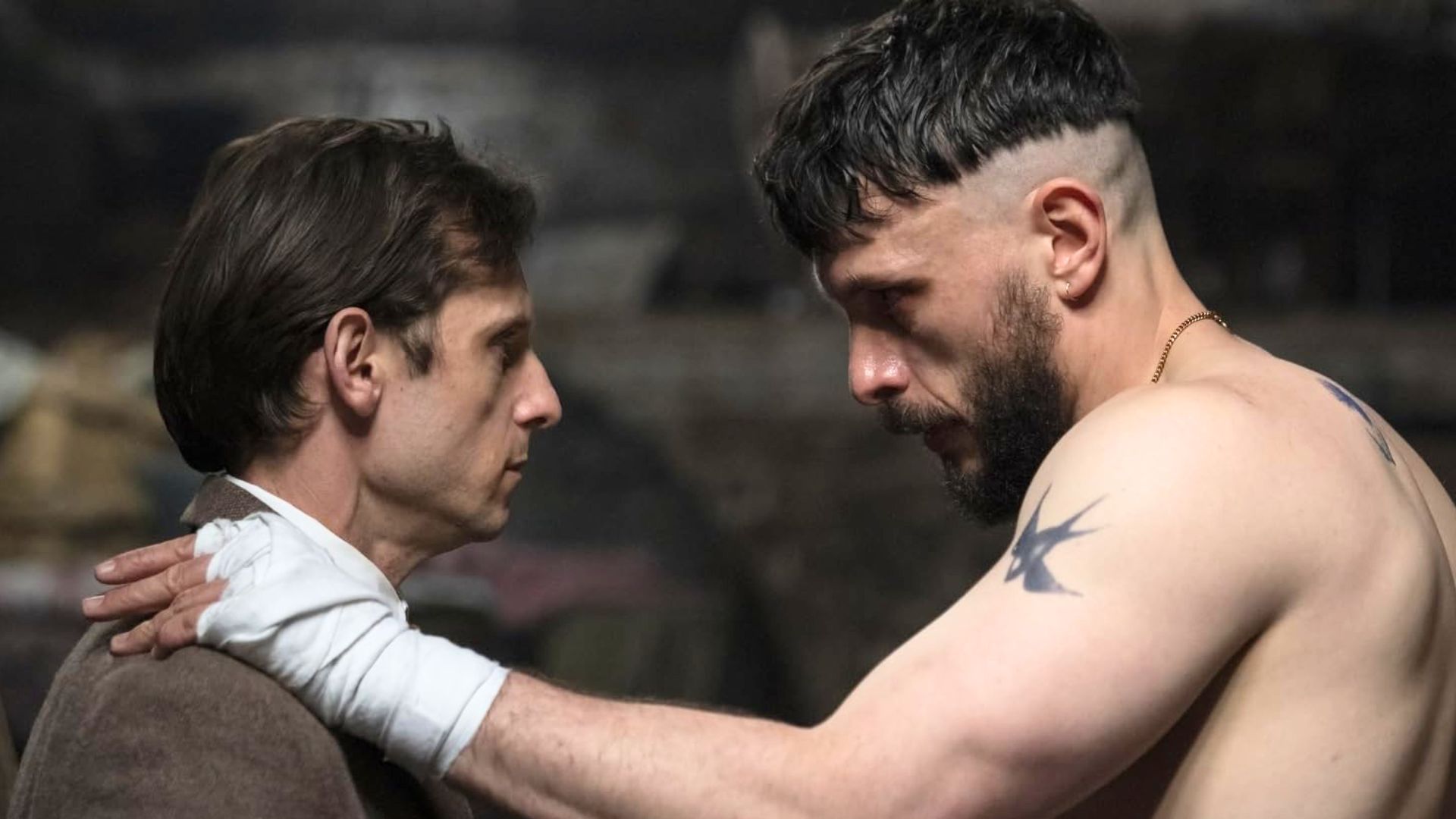 Richard Gadd puts his hand on Jamie Bell's shoulder