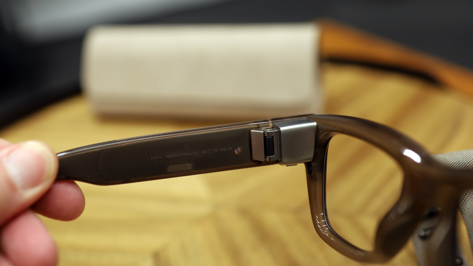 Ray-Ban Meta Screen