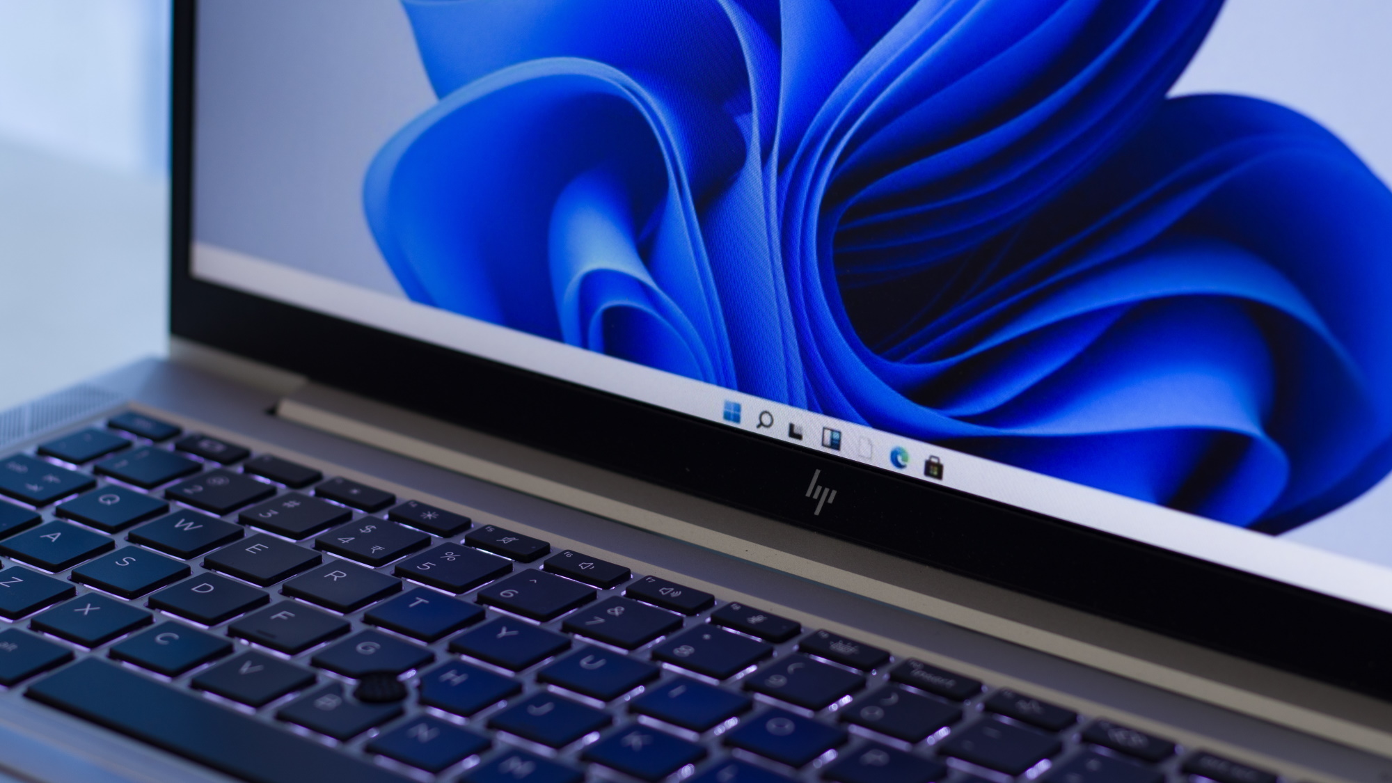 Windows 11 works on a laptop