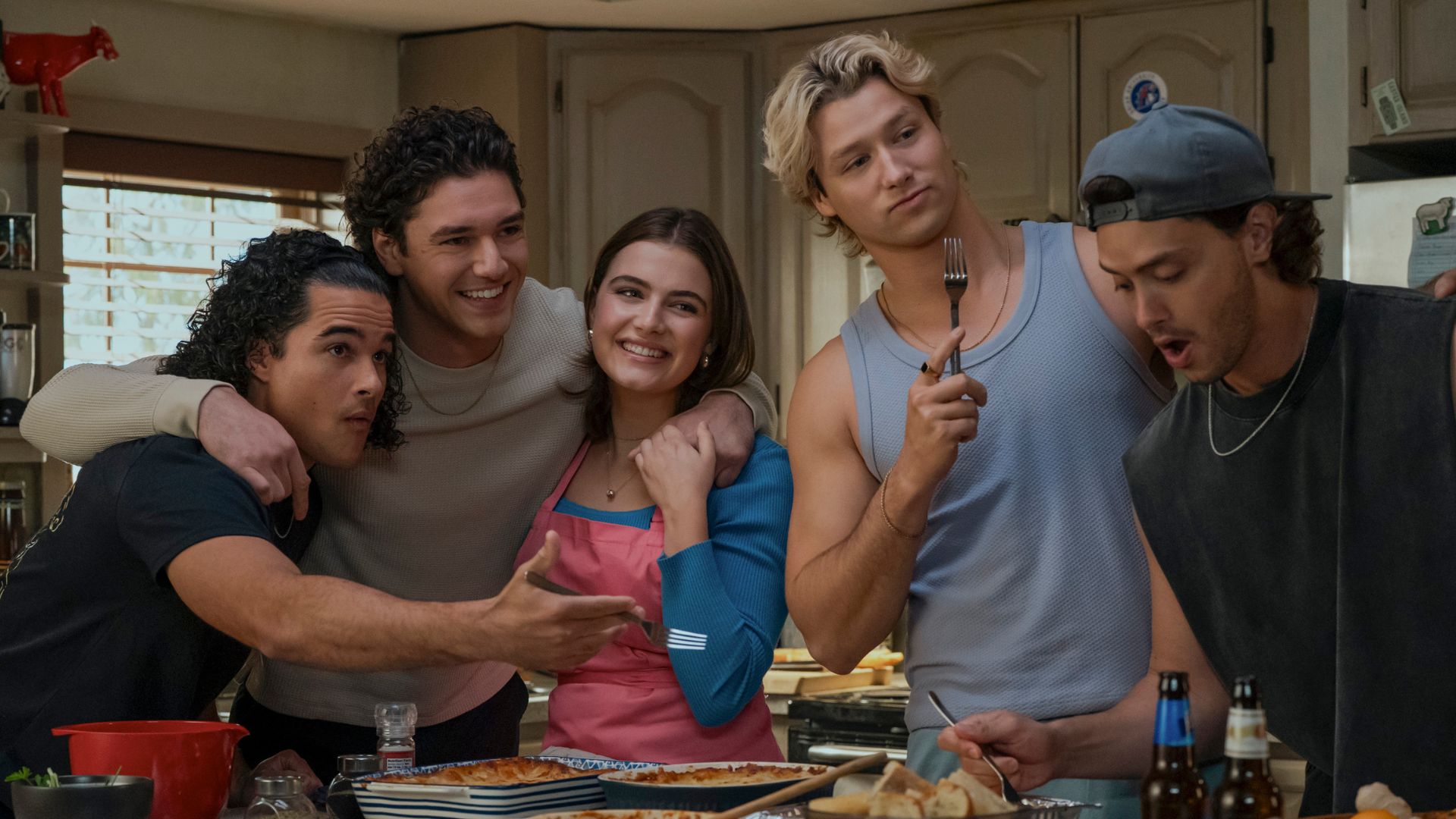 The cast of Hors Campus