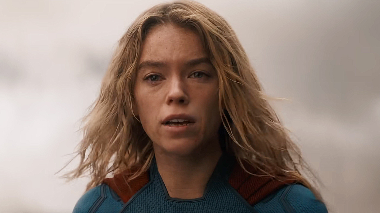Kara Zor-El looks sad while talking to Ruthye off-camera in Supergirl