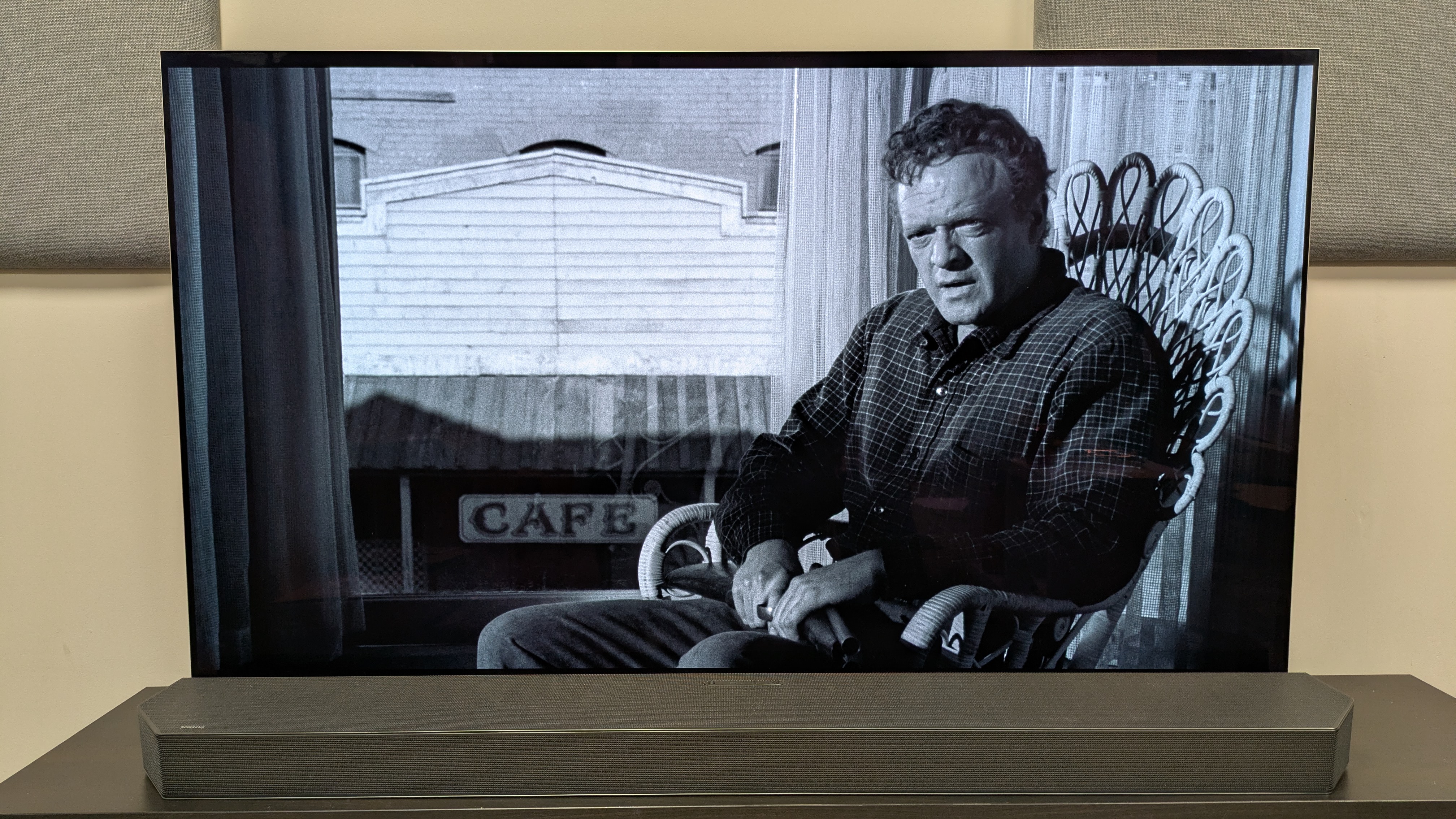 3:10 To Yuma 4K Blu-ray on LG G5 OLED showing Dan Evans sitting on a chair