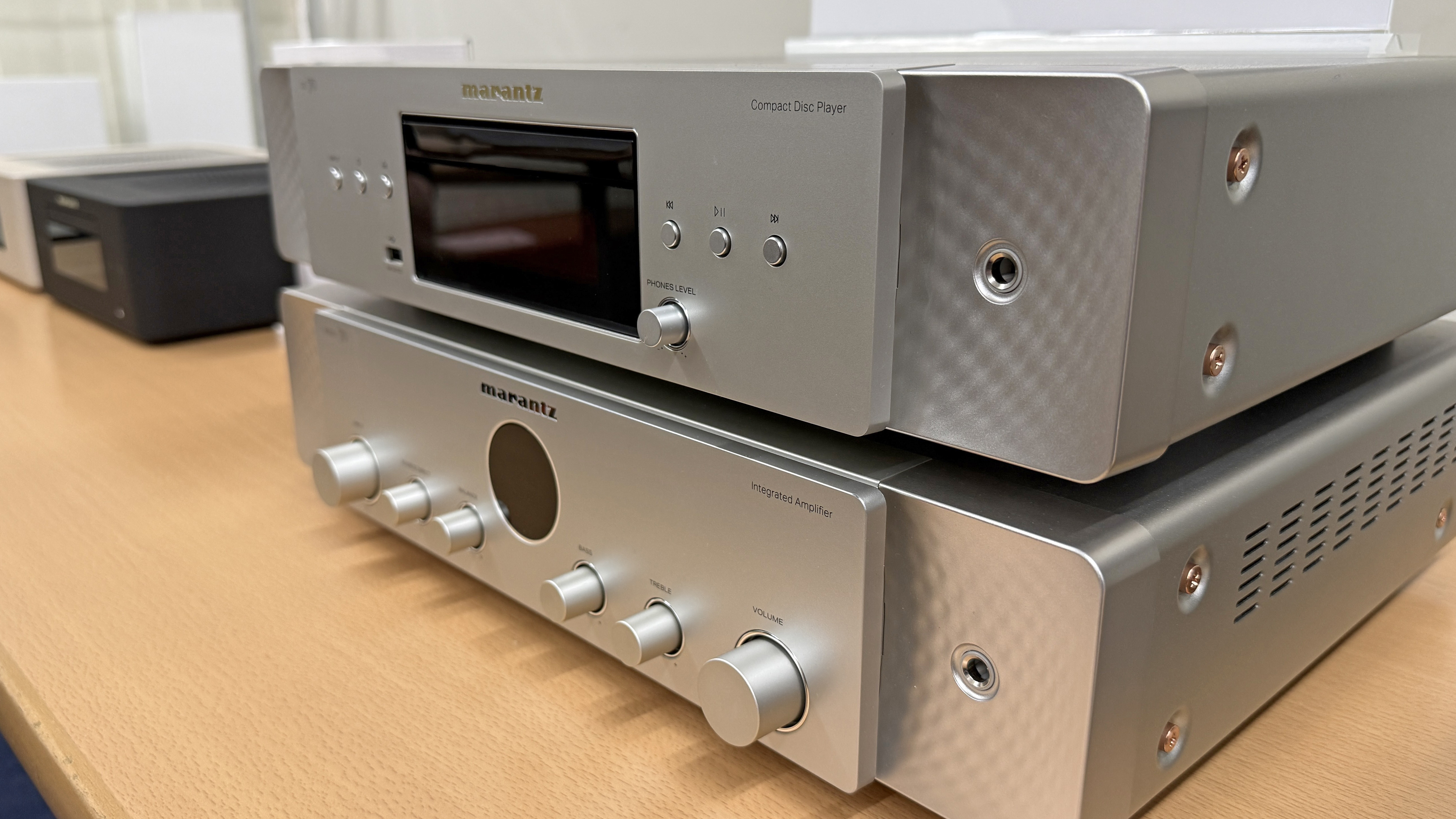 Marantz Model 70 amplifier and CD 70 CD player on a wooden surface